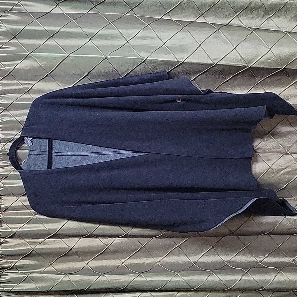 EUC- Vince Camuto Reversible Ruana/Poncho/Wrap